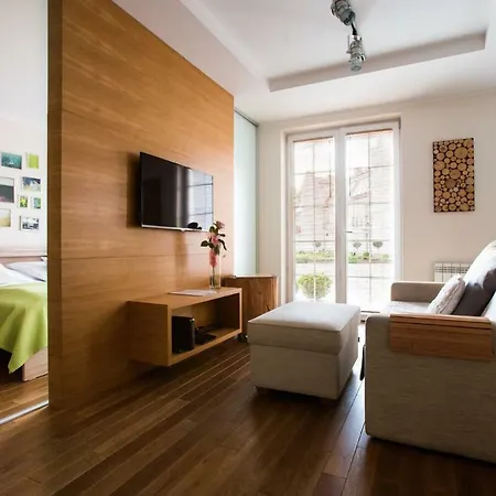 Apartamenty W Villa Park Елк Екстер'єр фото