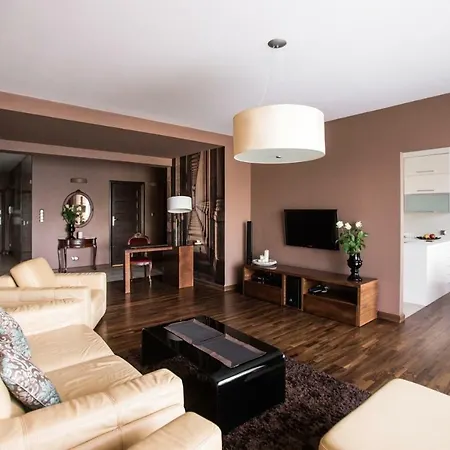 Apartamenty W Villa Park Елк Екстер'єр фото