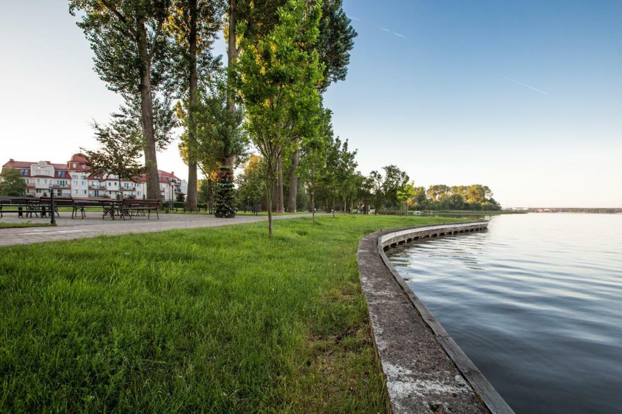 W Park * Елк