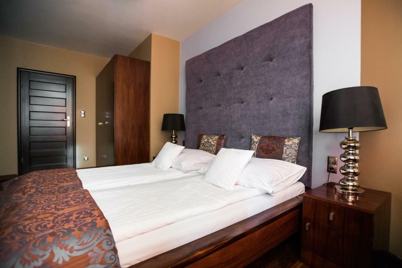 W Park Apartment *
